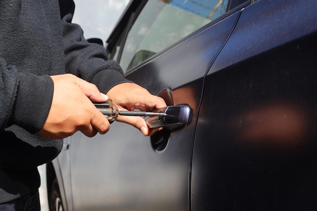 How Our Car Lockout Service Works