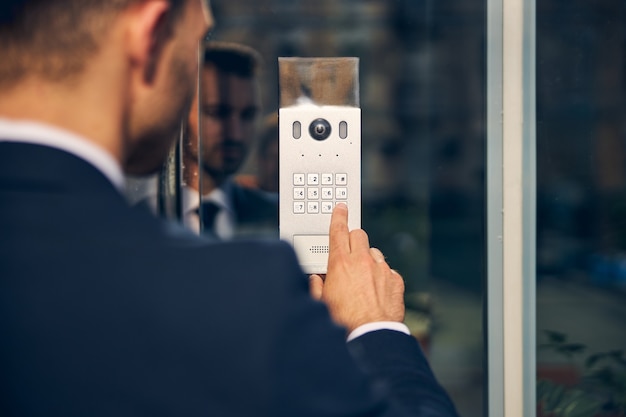 Which Intercom System Is Right for Your Orlando Property