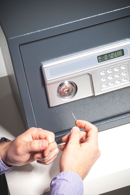 Why Safes Stop Opening