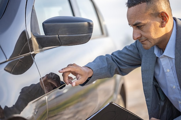 Will a Locksmith Damage My Car During a Lockout